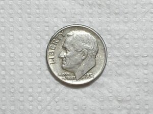 Usa) 10 Cents - 1956-D / Roosevelt / Mbc / Prata / box65