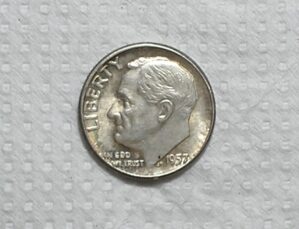 Usa) 10 Cents - 1957 / Roosevelt / Soberba / Prata / box65.1