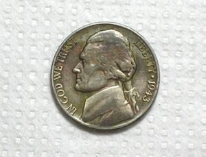 Usa) 5 Cents - 1943-P / Jefferson / 2ª Guerra / Mbc / Co/Ni / box65