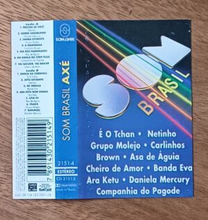 25ma. Capa da fita k7 Som Brasil Axé, sem a fita.
