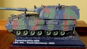 Miniatura Tanque Panzerhaubitze 2000 – Alemanha – 1:72 – Batalhão 345 – 2002