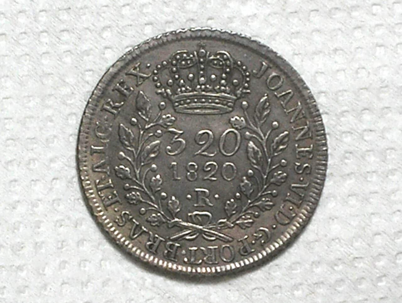 320 Réis - 1820-R / Bras - A sem traço / Variante 8d / Escassa / Prata / Sob/Fc / box100m