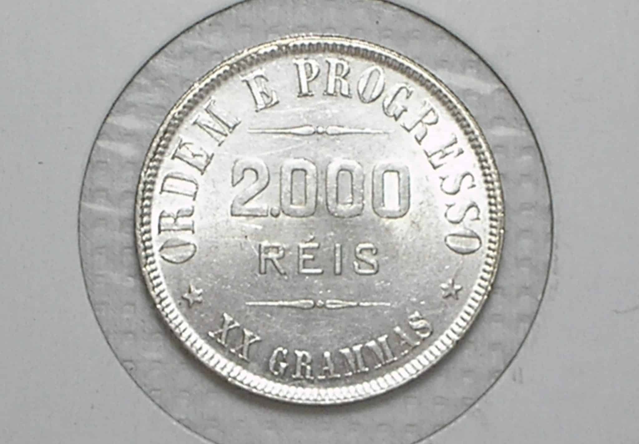 2.000 Réis - 1906 / Flor de Cunho - Raro nesse estado de conservação / A 1ª da Série / Prata / Cod.Alb.2 - Imagem 2