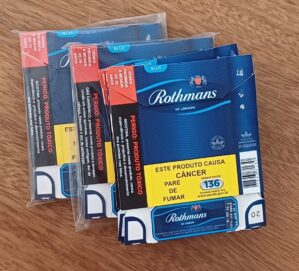 Box Rothmans of London Blue. Verso tarja amarela.