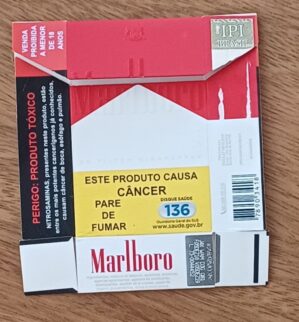 Cecb. Box vazio Marlboro filter. Verso tarja amarela