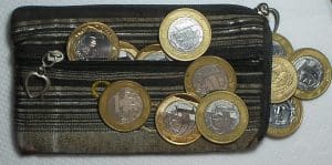 Antigo Porta Niquel e cedulas com dois Zippers / Tamanho 13 x 7,5 cm