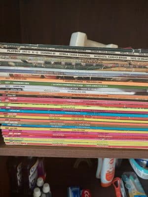 Coleção com 255 Revistas Playboy, Sexy, Premium e Outras. Excelente estado.