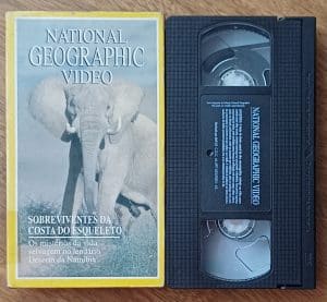 Fita vhs National Geographic. Sobreviventes da Costa do esqueleto.