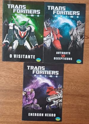 Kit com 3 revistinhas Transformers prime historinhas.