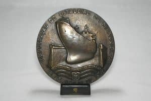 Medalha Inauguração do Estaleiro da Marqueira - Estaleiros Navais de Lisboa - 23 de Junho de 1967 / Metal Bronzeado / 90mm Diam. / Peso 336 Grs. / 5mm Borda / Flor de Cunho / m210