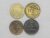 4 Moedas) Alemanha 5 Pfennig – 1918 1ª guerra + Suiça 5 Rappen – 1983 + El Salvador 1 Centavo – 1972 + Peru 10 Centavos – 1967 / box 25